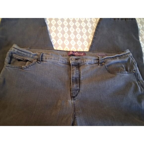 Gloria Vanderbilt Women's Amanda Gray Tapered Leg Jeans 20W Stretch cropped - Picture 5 of 7
